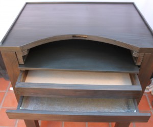 Banco joyero con cajon y tabla de dibujo